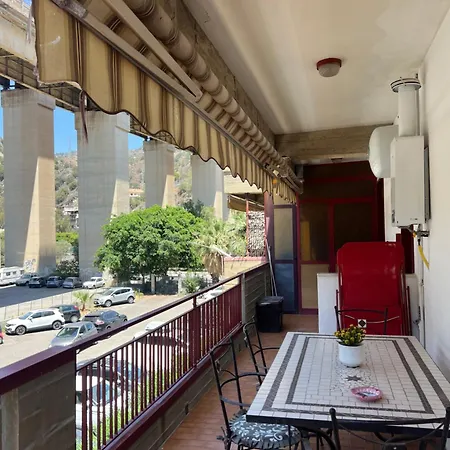 Apartment Oikos -taormina Mare Letojanni